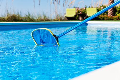 complete-pool-cleaning-services-2
